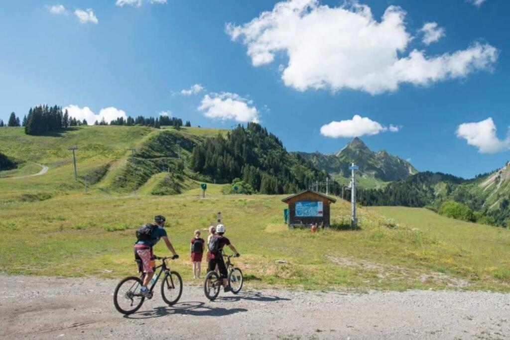 Le Relai S31 - Grand Et Lumineux Studio Avec Coin Montagne 4-6 Pers, Tout Equipe, Avec Wifi, A 30M Des Pistes Avec Un Grand Balcon, Draps Non Compris Saint-Jean-dʼAulps Eksteriør billede